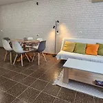 Apartmán фамилия 100м от морето в Ravda