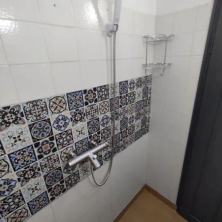 фамилия 100м от морето в 라브다