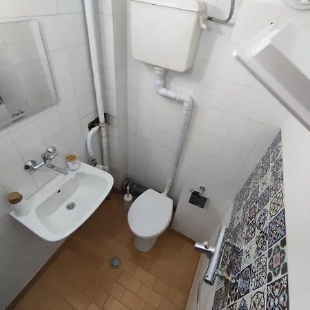 아파트 фамилия 100м от морето в