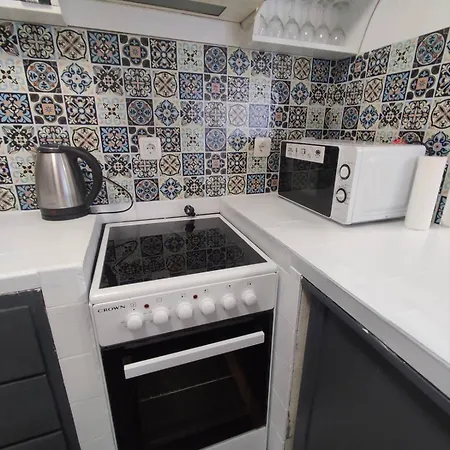 아파트 фамилия 100м от морето в 라브다