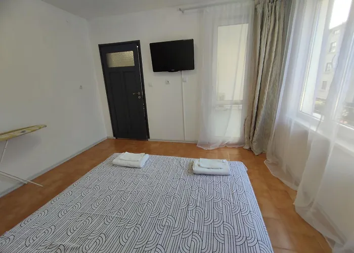 Apartamento фамилия 100м от морето в Ravda